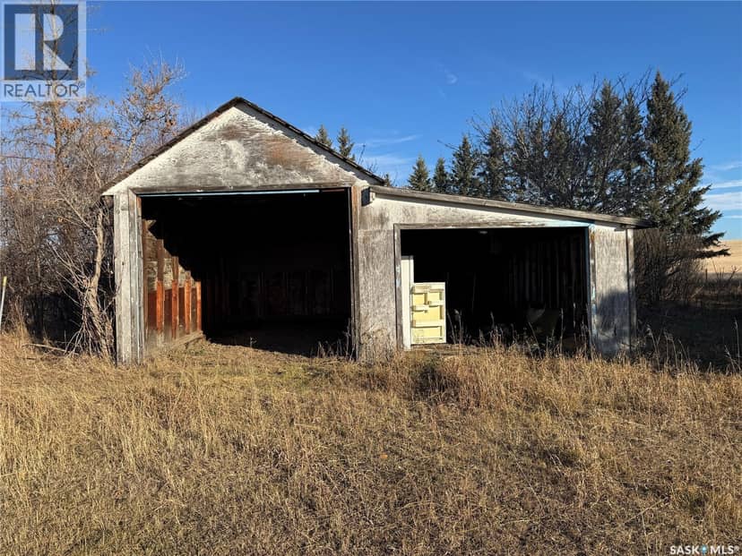 Hillview Acreage — photo 15 of 21