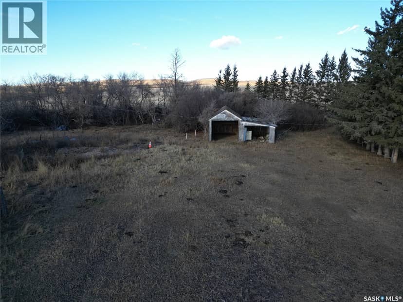 Hillview Acreage — photo 18 of 21