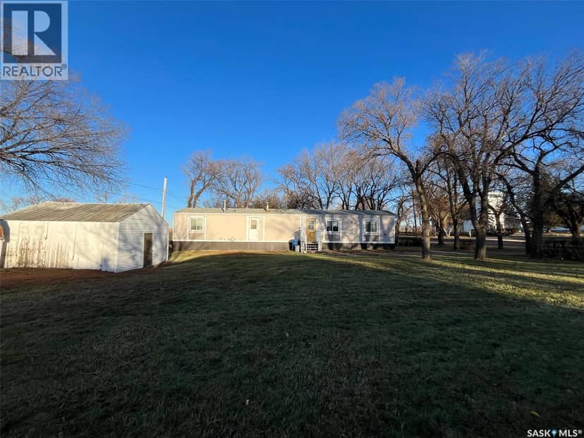 118 2 Avenue E — photo 4 of 12