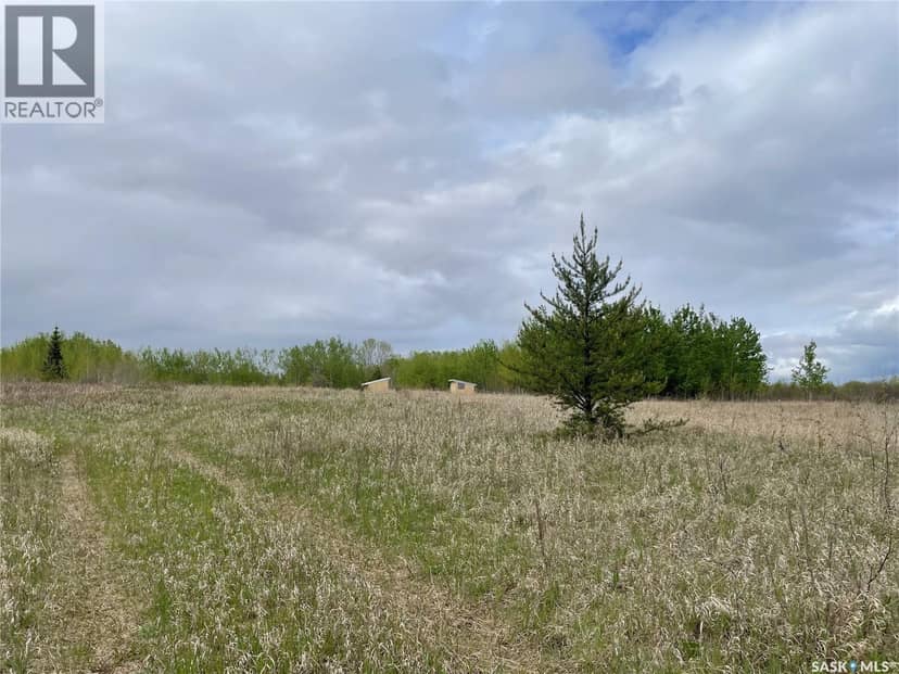 5.5km South of Dorintosh Lot 2 — photo 3 of 12