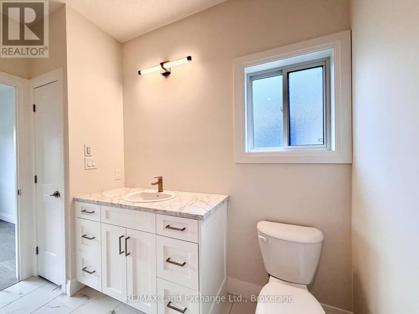 155 Westlinks Drive — photo 9 of 15