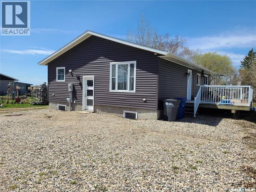 46 Newcombe STREET — photo 1 of 27