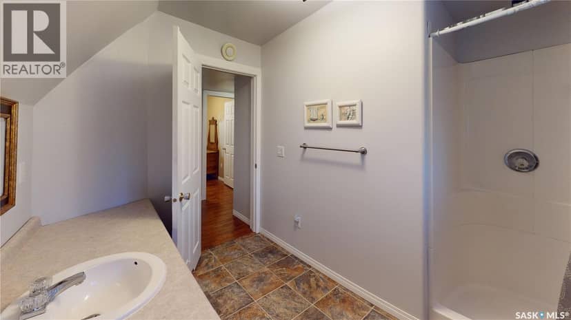 910 17th AVENUE — photo 28 of 40