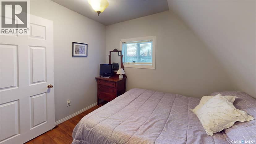 910 17th AVENUE — photo 34 of 40