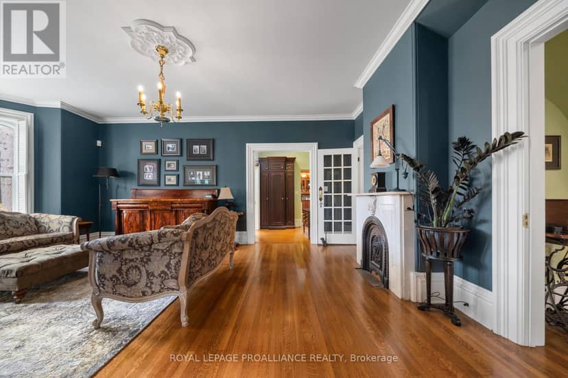 79 West Mary Street — photo 11 of 40