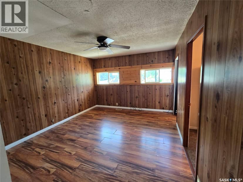 234 Scott STREET — photo 4 of 8