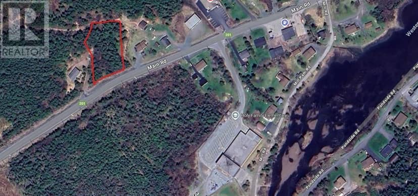 241 Main Road — photo 1 of 3