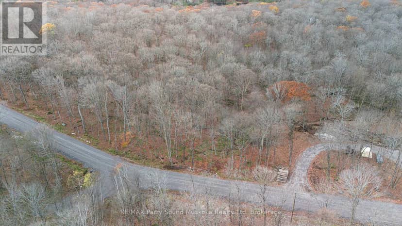Part 7 Standing People Road, Seguin, photo 5