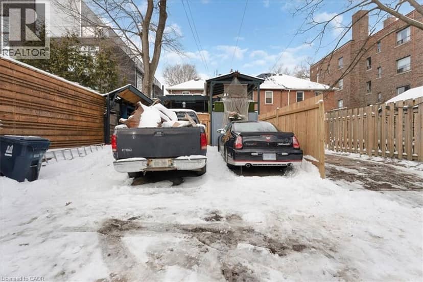 719 KINGSTON Road — photo 22 of 27