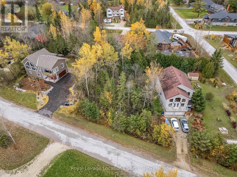 15 Constance Boulevard — photo 7 of 20