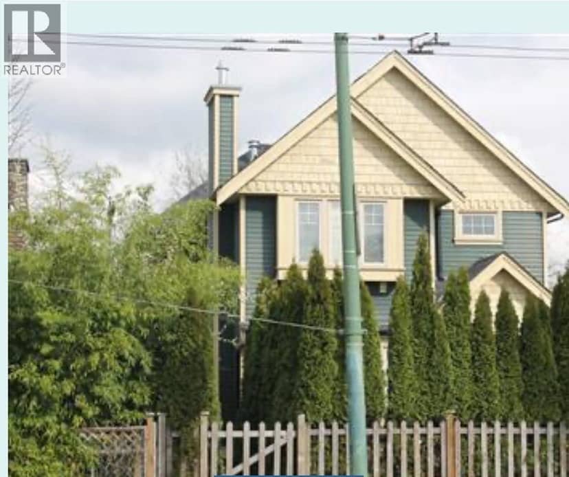 1943 E BROADWAY, Vancouver