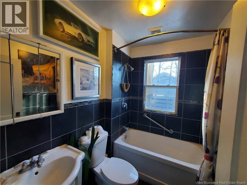 35 Parr Street — photo 10 of 25