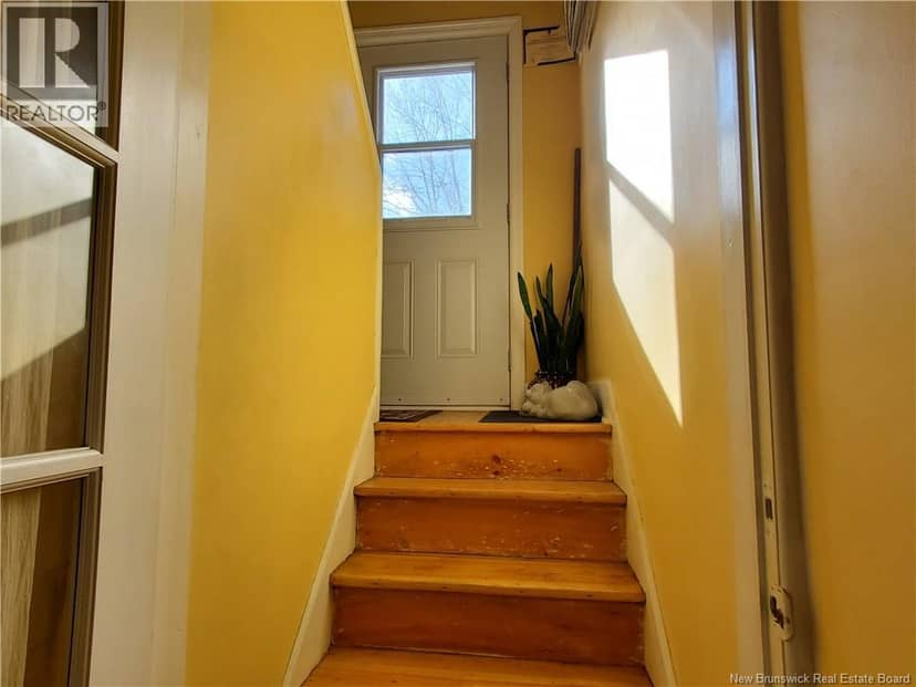 35 Parr Street — photo 12 of 25