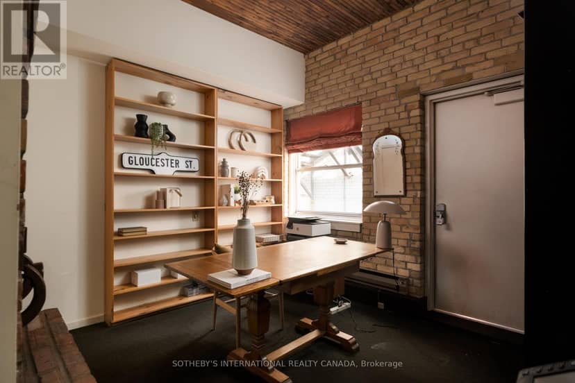 18 Gloucester Lane — photo 19 of 40