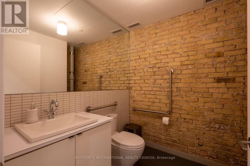 18 Gloucester Lane — photo 33 of 40