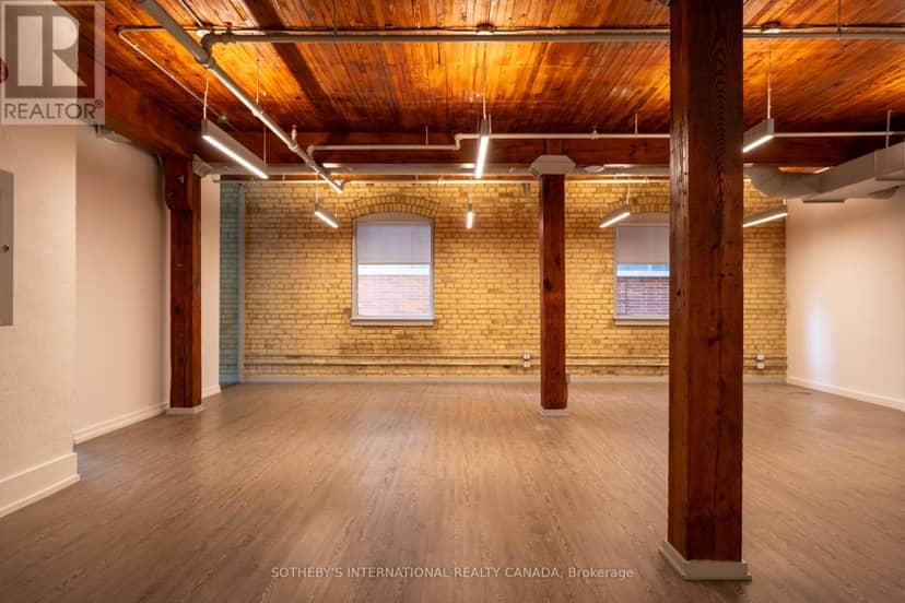 18 Gloucester Lane — photo 38 of 40