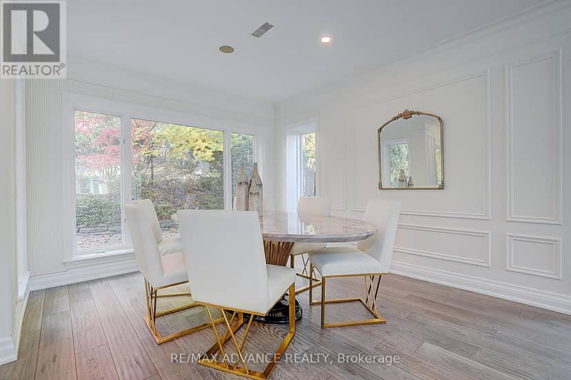 32 Brookfield Road — photo 10 of 40