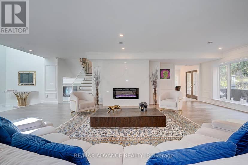 32 Brookfield Road — photo 7 of 40