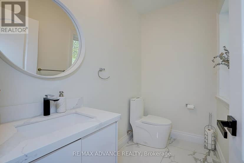 32 Brookfield Road — photo 22 of 40