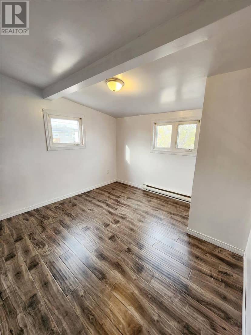 211 Main Street — photo 16 of 27