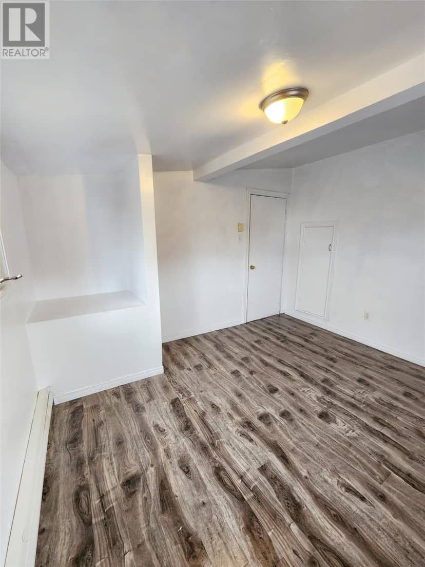 211 Main Street — photo 17 of 27