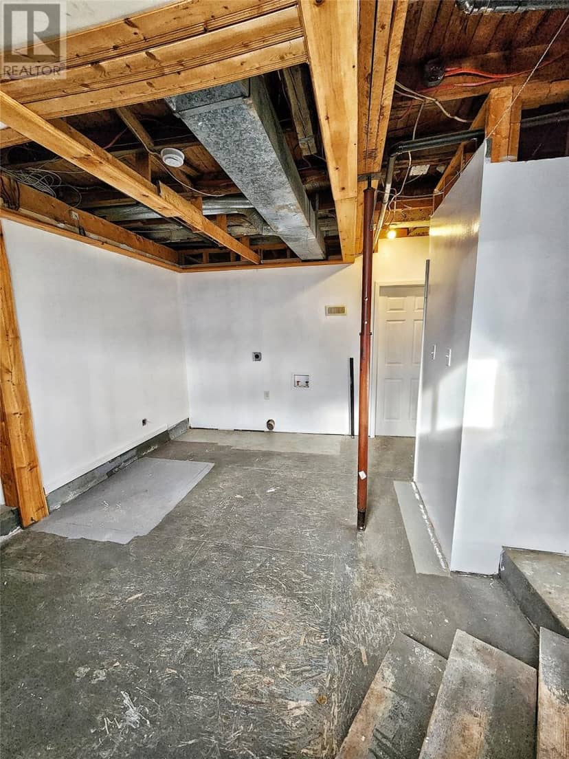 211 Main Street — photo 23 of 27