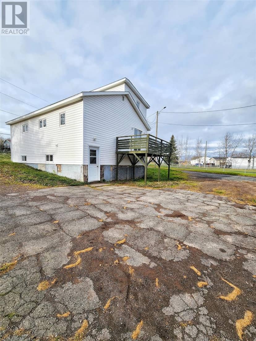 211 Main Street — photo 3 of 27
