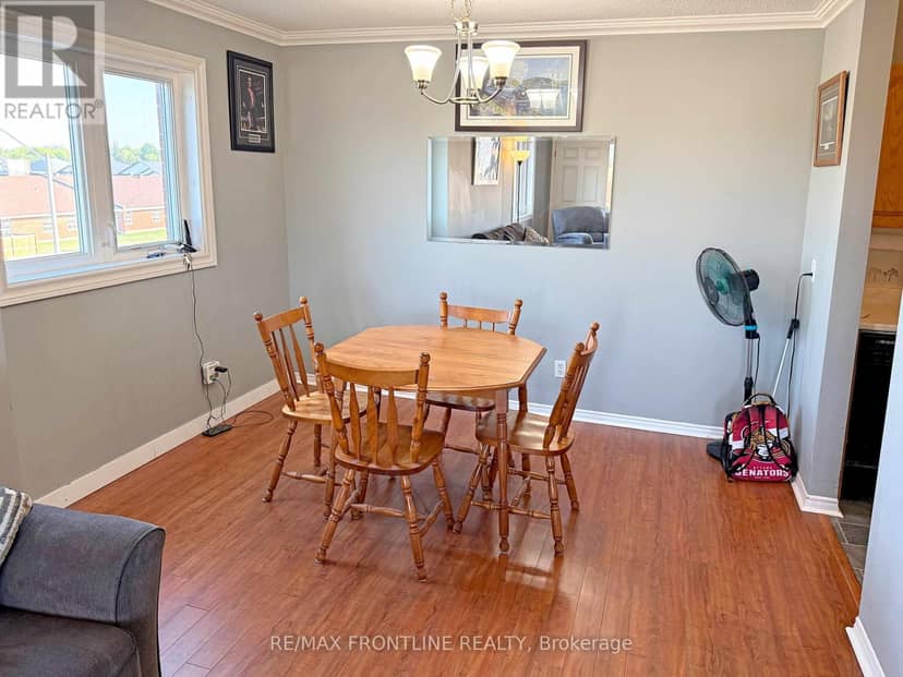 Unit #302 - 10 Armstrong Drive — photo 7 of 12