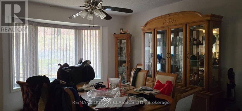 29819 28 Highway — photo 7 of 16