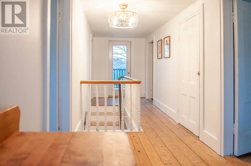22 Richmond Street — photo 24 of 40