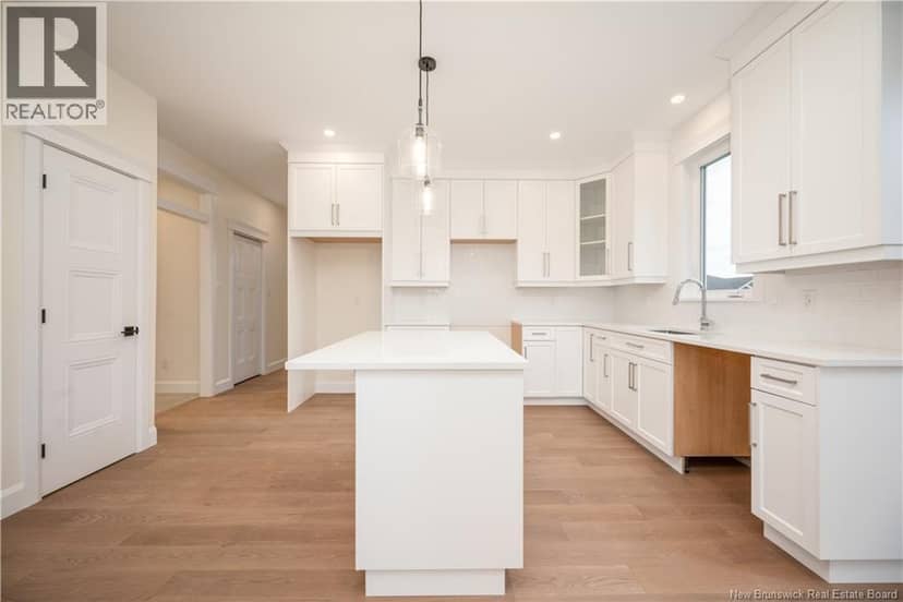 552 Royal Oaks Boulevard — photo 24 of 40