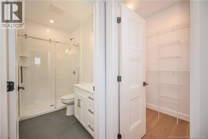 552 Royal Oaks Boulevard — photo 36 of 40