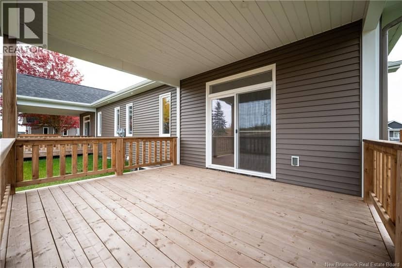 552 Royal Oaks Boulevard — photo 40 of 40