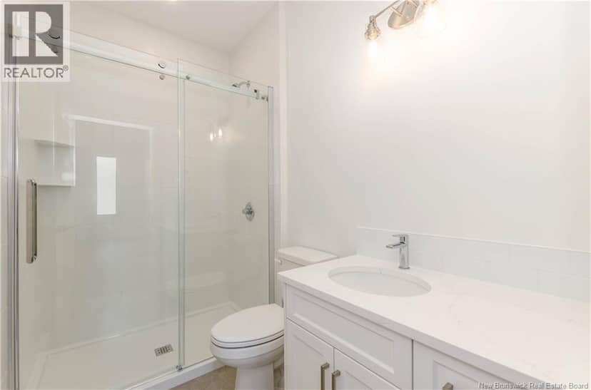 546 Royal Oaks Boulevard — photo 31 of 39