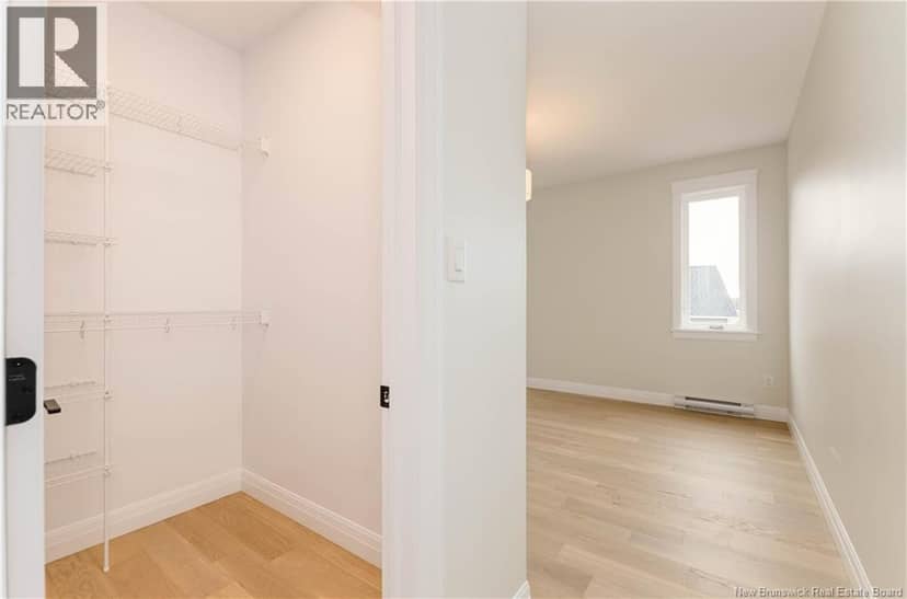 546 Royal Oaks Boulevard — photo 36 of 39