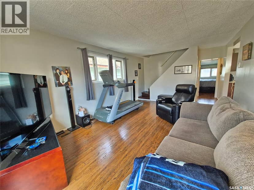 515 Beckwell AVENUE — photo 16 of 40