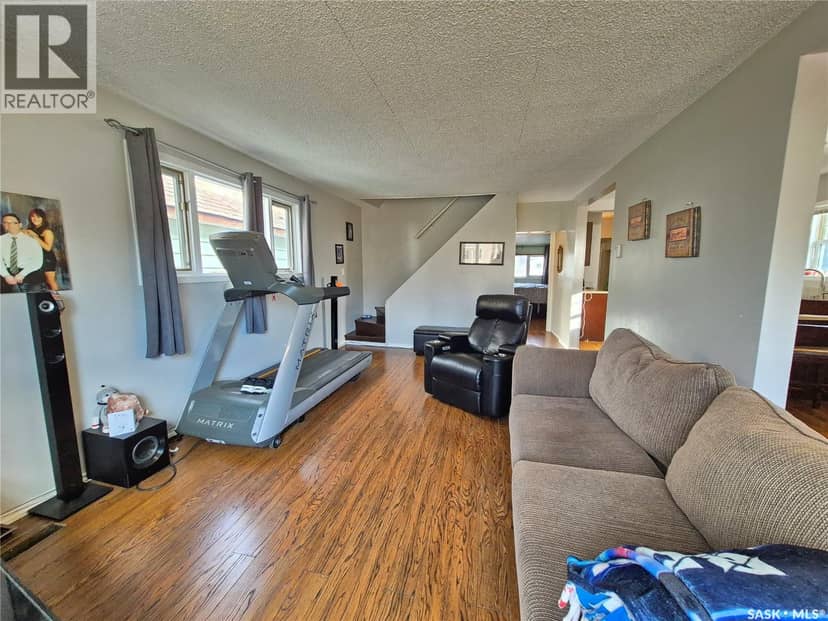 515 Beckwell AVENUE — photo 17 of 40