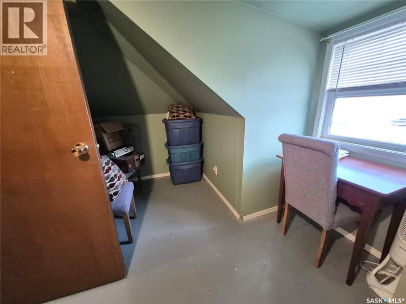 515 Beckwell AVENUE — photo 25 of 40