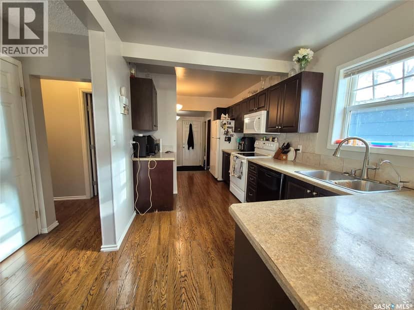 515 Beckwell AVENUE, Radville, photo 7