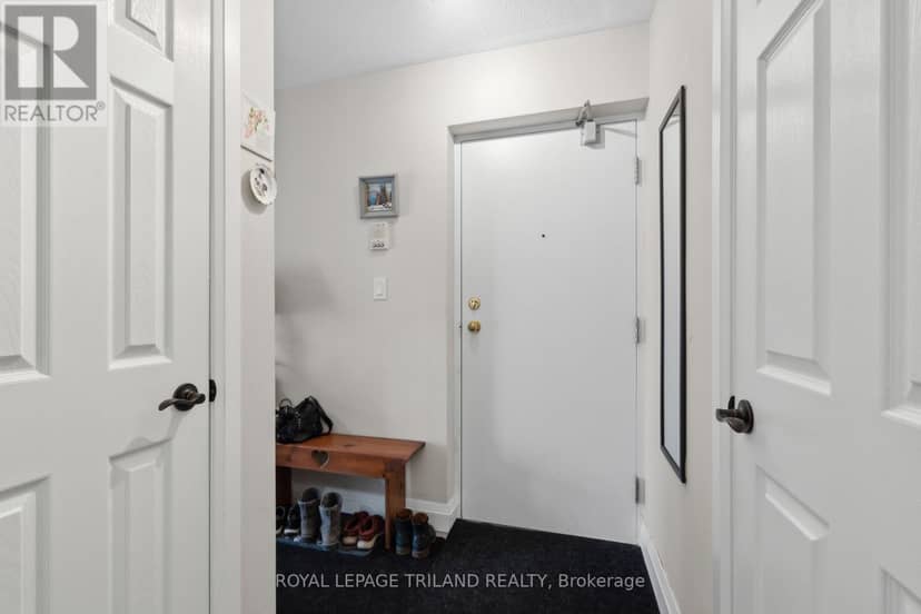 70 Stokes Road, St. Thomas, photo 6