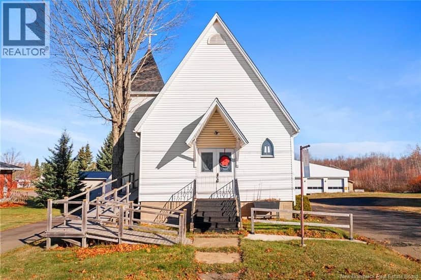 69 King Street, Grand Lake