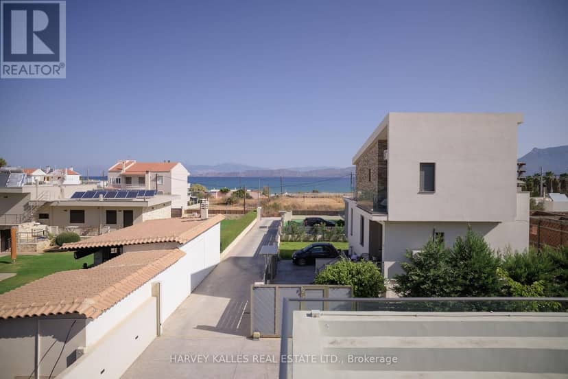 Villa 4 Imion Street — photo 20 of 40