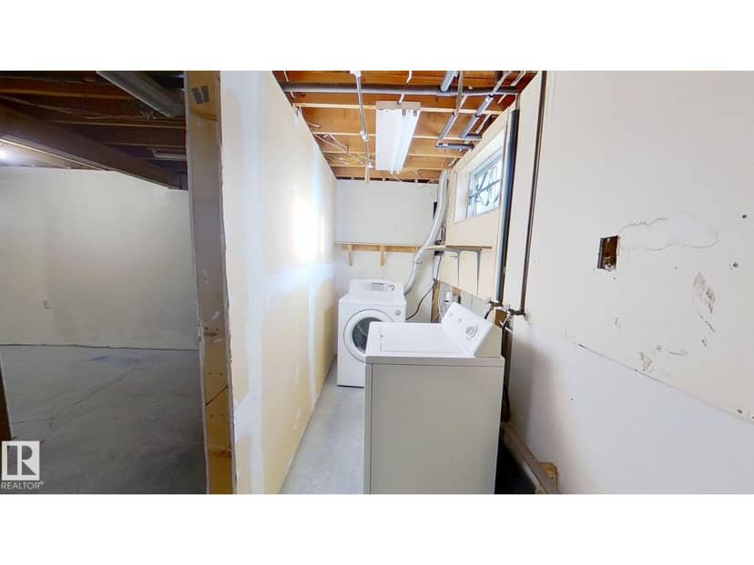 #59 7604 29 AV NW — photo 16 of 20