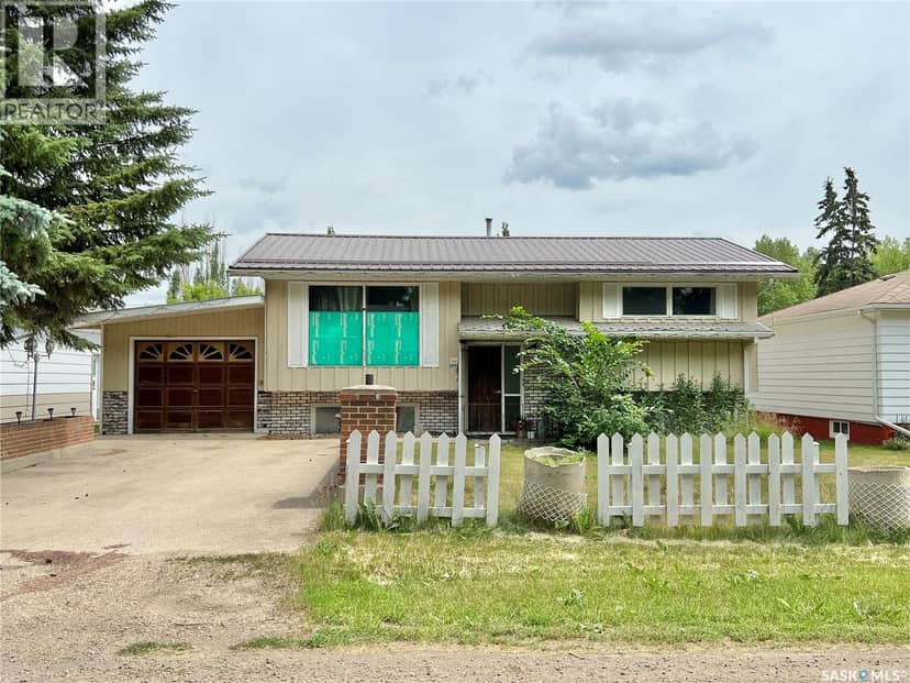 228 Katherine AVENUE N, Porcupine Plain