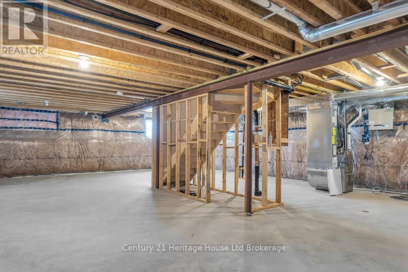 30 Seaton Crescent — photo 24 of 27