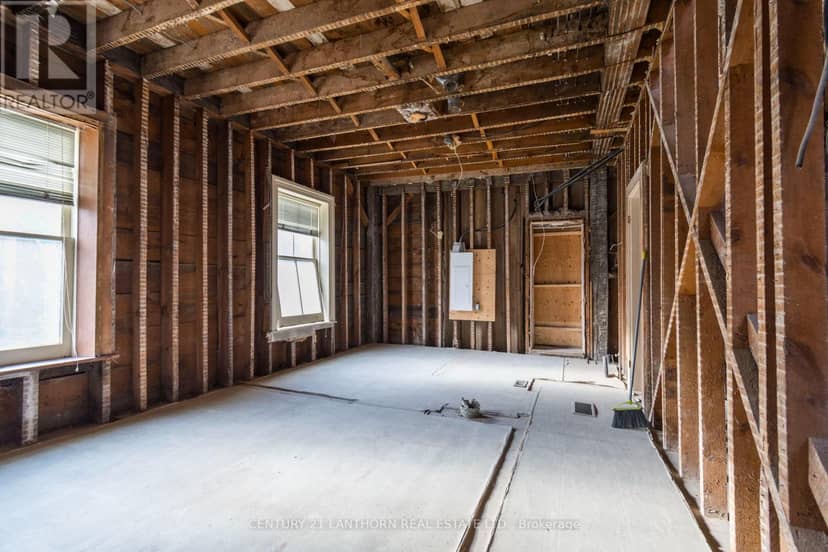 3 Forsyth Street — photo 4 of 28