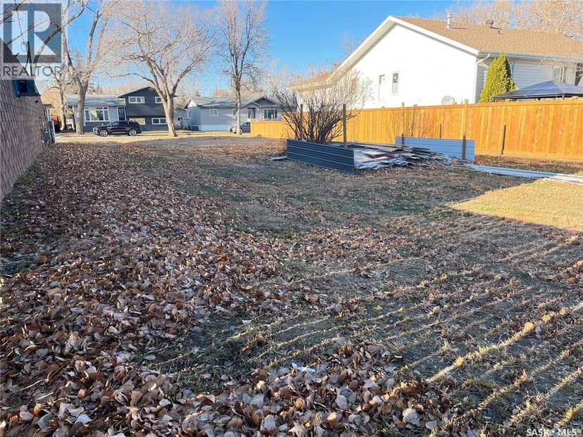 210 Maple STREET, Maple Creek, photo 4