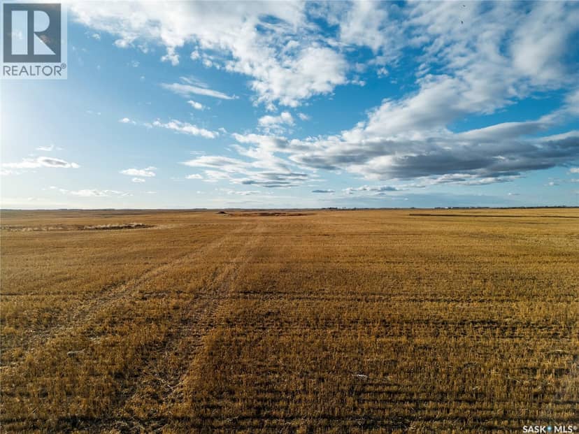 2,326 Acres - Estevan/Macoun — photo 26 of 39