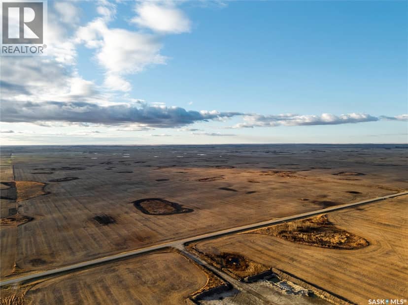 2,326 Acres - Estevan/Macoun — photo 33 of 39