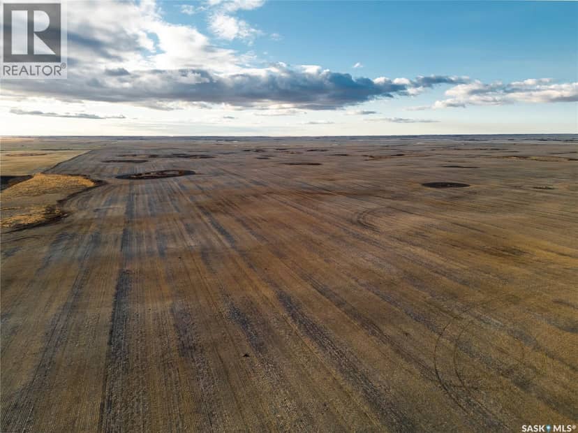 2,326 Acres - Estevan/Macoun — photo 34 of 39